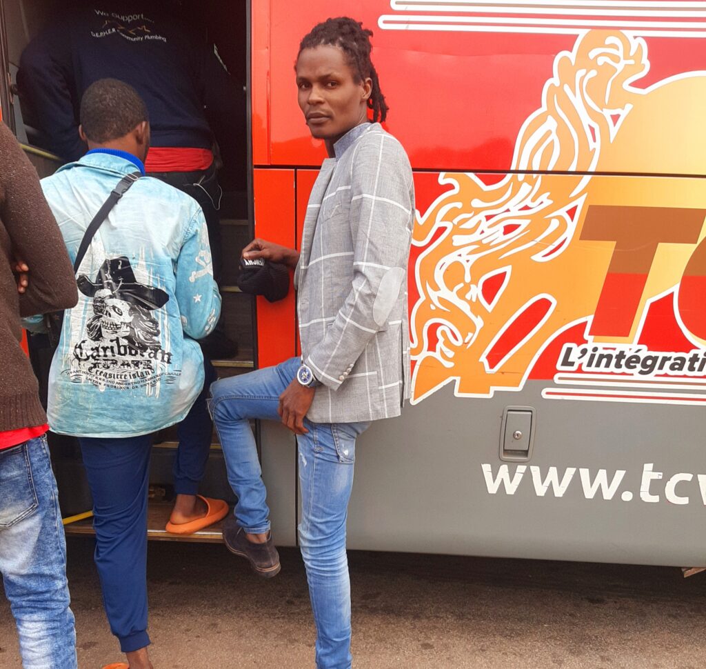 Article : Coup de foudre à la gare !