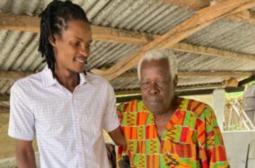 Article : Côte d’Ivoire : A Bécédi-Brignan, un instituteur âgé de 88 ans raconte ses souvenirs de l’école primaire