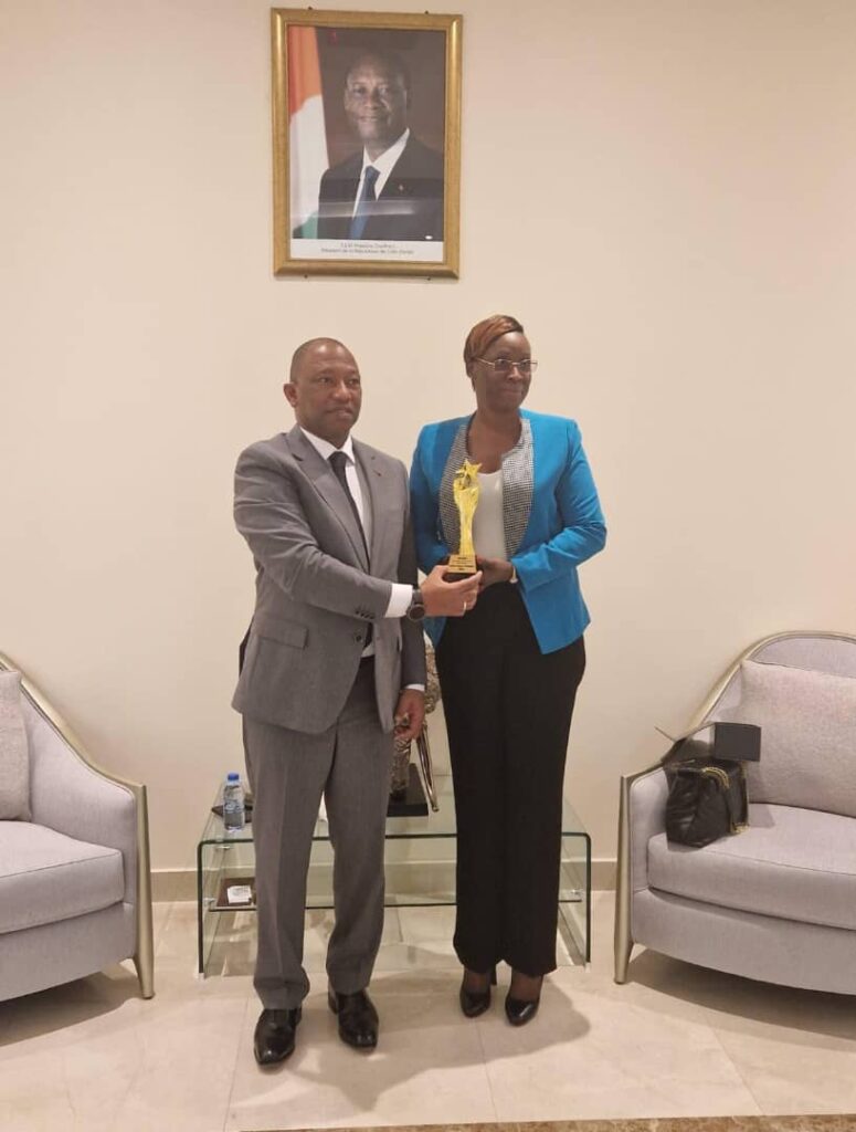 Article : Expo d&rsquo;Afrique à Dubaï : l&rsquo;ONG Berko Femmes&Enfants de Kady Berté sacrée meilleure ONG de la Côte d&rsquo;Ivoire !